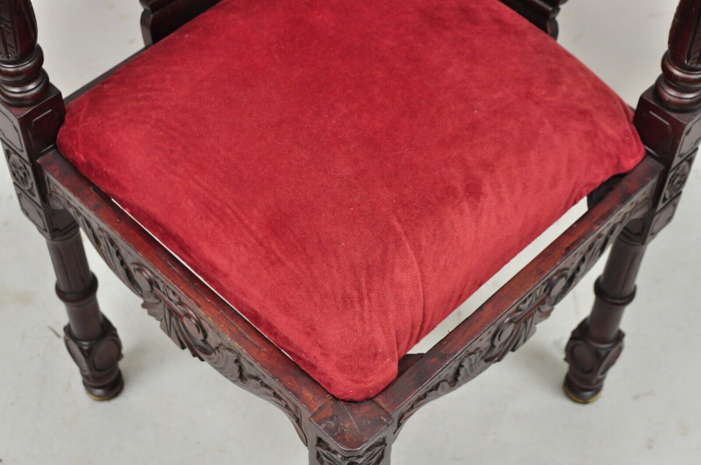 Renaissance Style Mahogany Corner Chair Side Chair with Carved Face