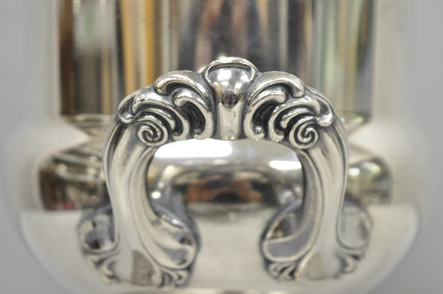 Vintage Leonard Silver Plated Trophy Cup Urn Champagne Chiller Bar Ice Bucket