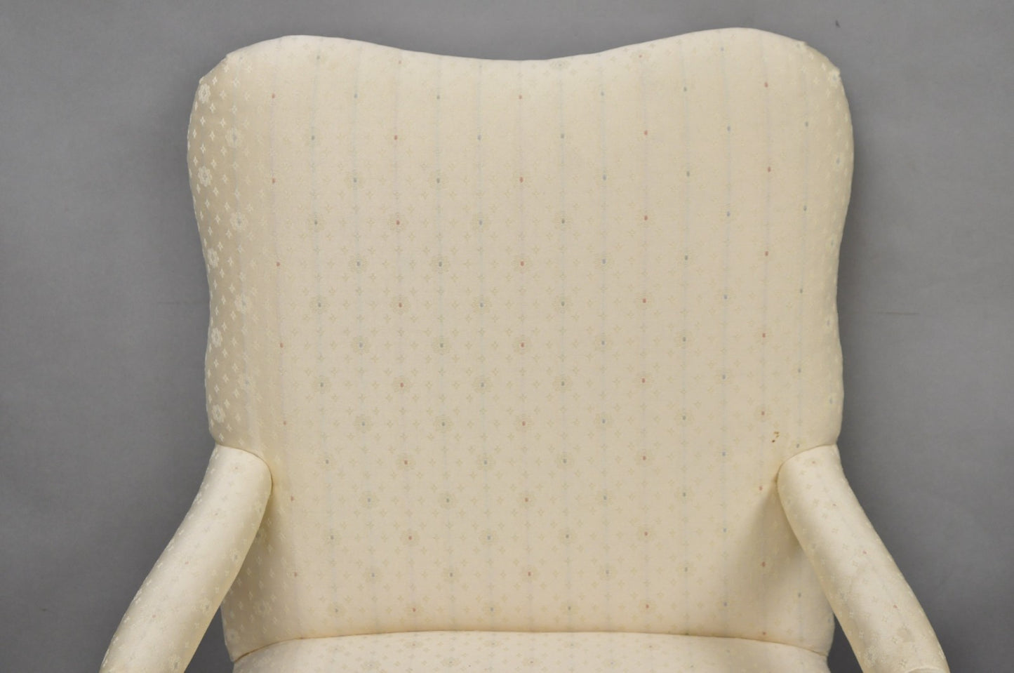 Vintage Thomasville Georgian Style Carved Mahogany Lounge Arm Chairs - a Pair
