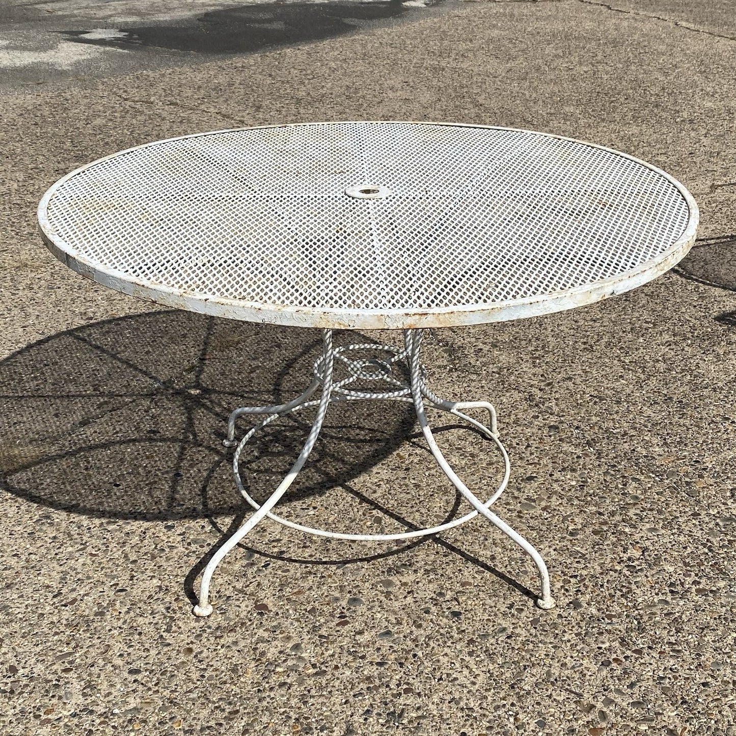 Vintage Mid Century Modern Woodard Style Wrought Iron Garden Patio Dining Set 5p