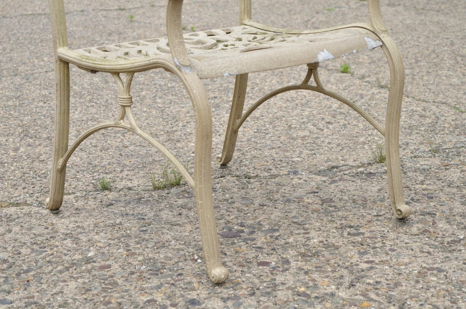 Cast Aluminum Leafy Scroll Outdoor Patio Dining Arm Chairs - Set of 4
