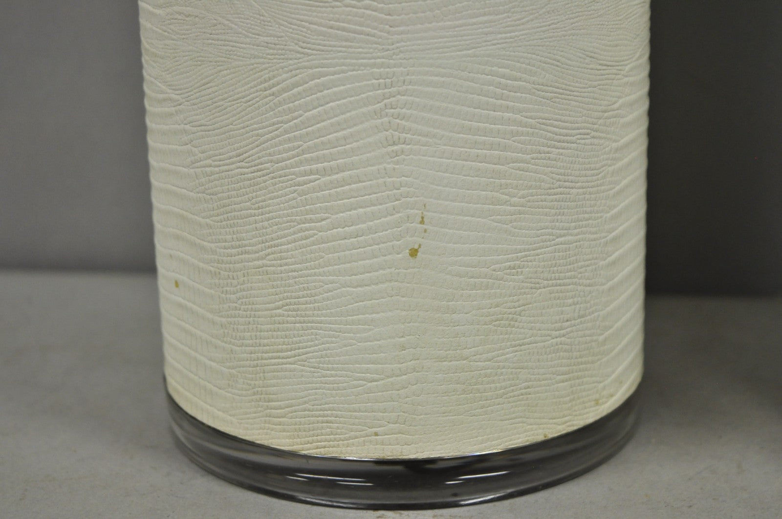 Vintage Hollywood Regency White Faux Alligator Embossed Cylinder Table Lamp Pair