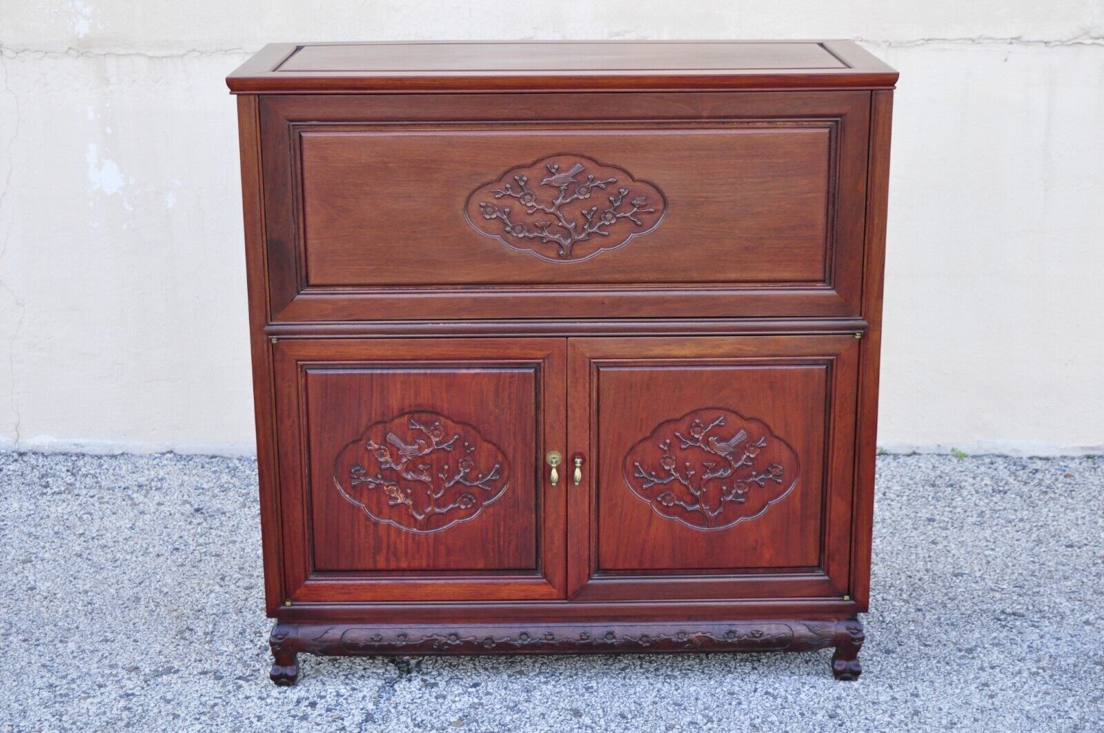 Vintage Chinese Carved Hardwood Bar Liquor Cabinet Console with Mirrors
