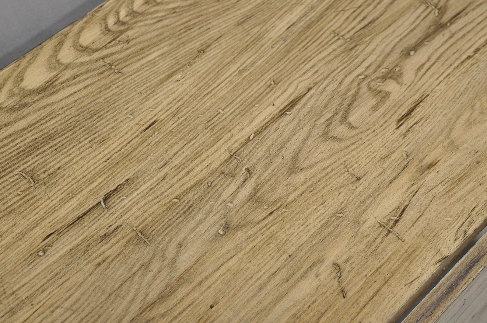 French Country Style Oval Drop Leaf Farmhouse Pine Woodgrain Dining Room Table