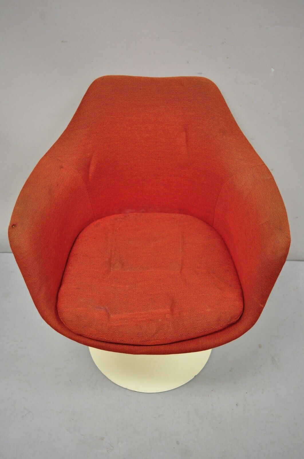 Vintage Knoll Eero Saarinen Red Upholstered Fiberglass Tulip Arm Chair