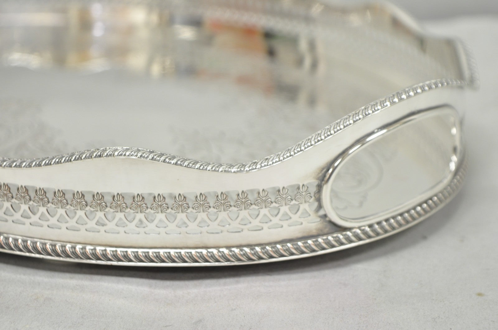 Vintage Israel Freeman and Son English Edwardian Oval Silver Plated Platter Tray
