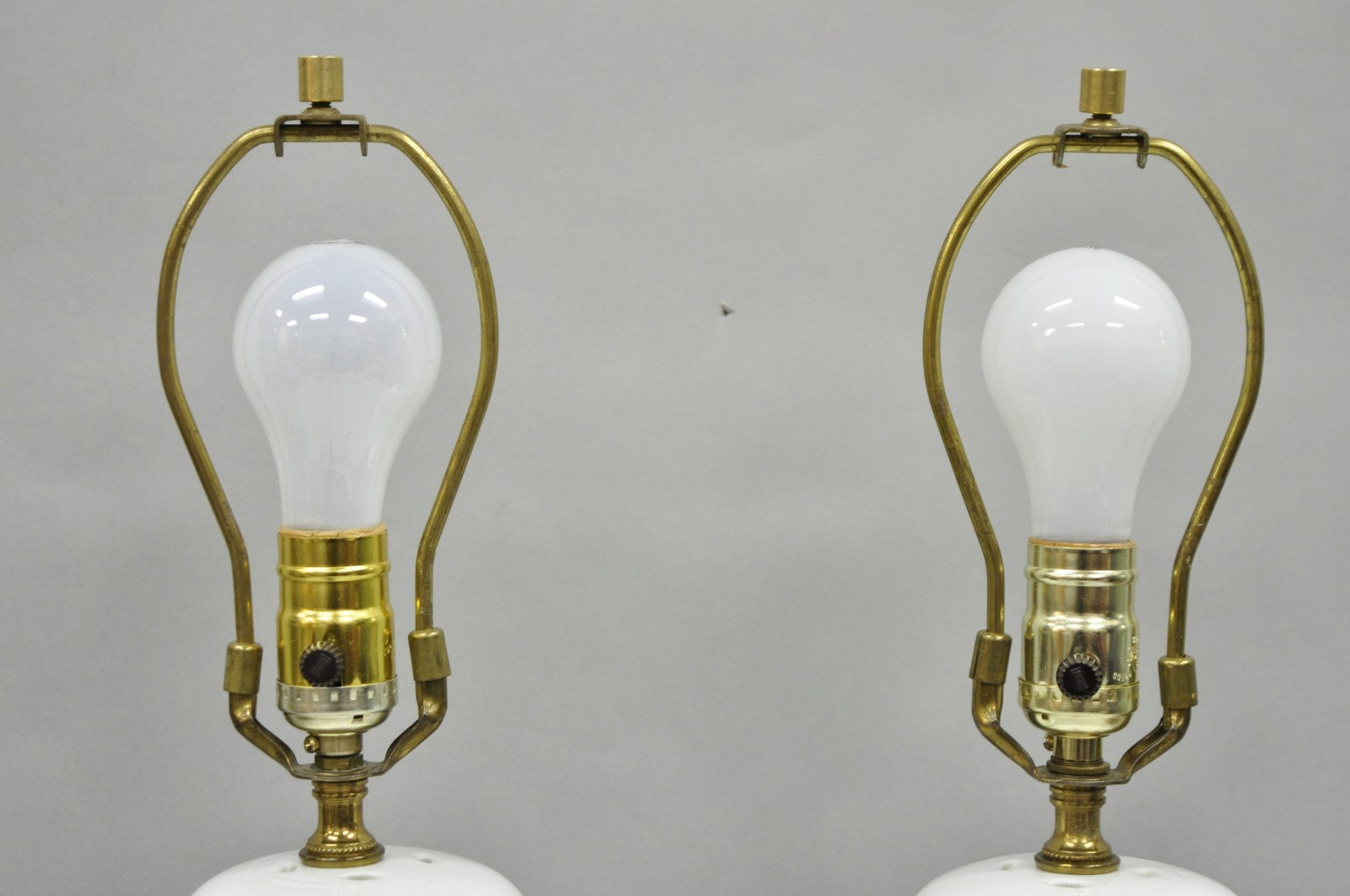 Chinoiserie White Blanc De Chine Porcelain Ginger Jar Oriental Table Lamp Pair