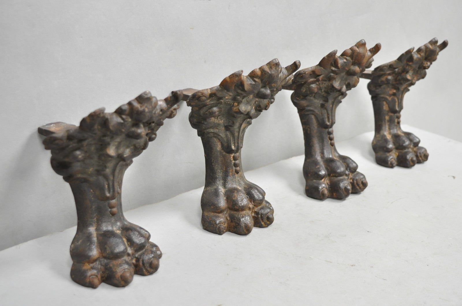 Victorian Style Cast Iron Bathtub Lion Claw Foot Paw Feet Floral Design 4 Pc Set