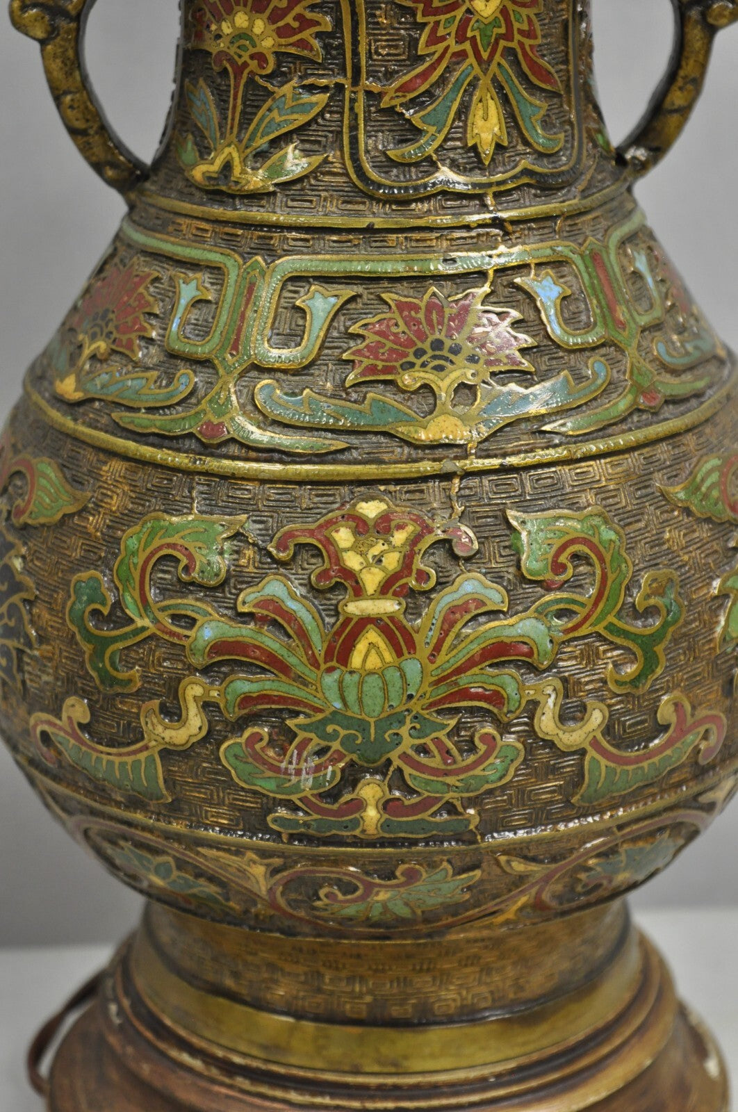 Vintage Chinese Porcelain Enamel Bronze Lacquered Cloisonne Champleve Table Lamp