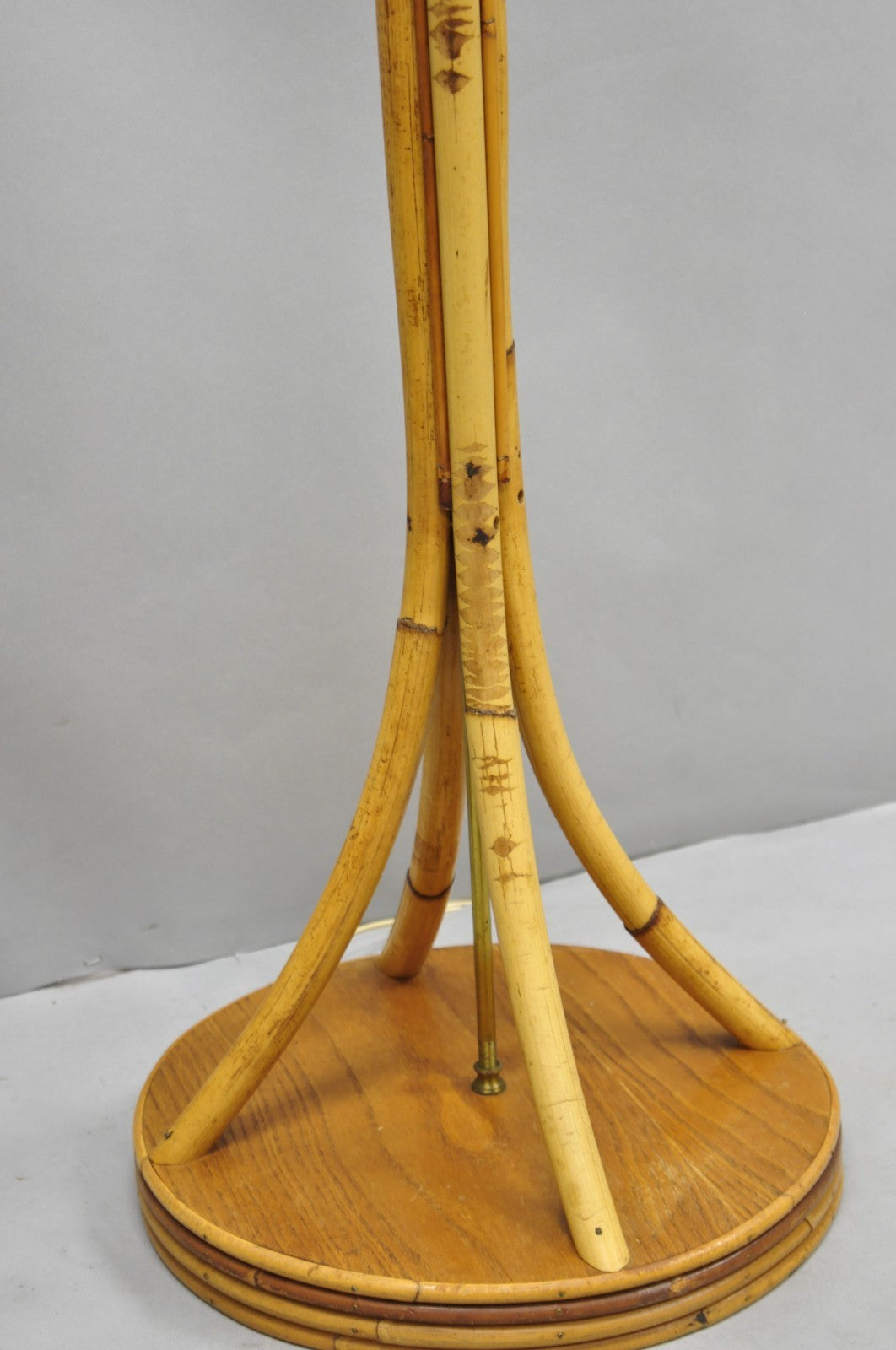 Vintage Mid Century Modern Wrapped Wooden Bamboo Tiki Room Pole Floor Lamp