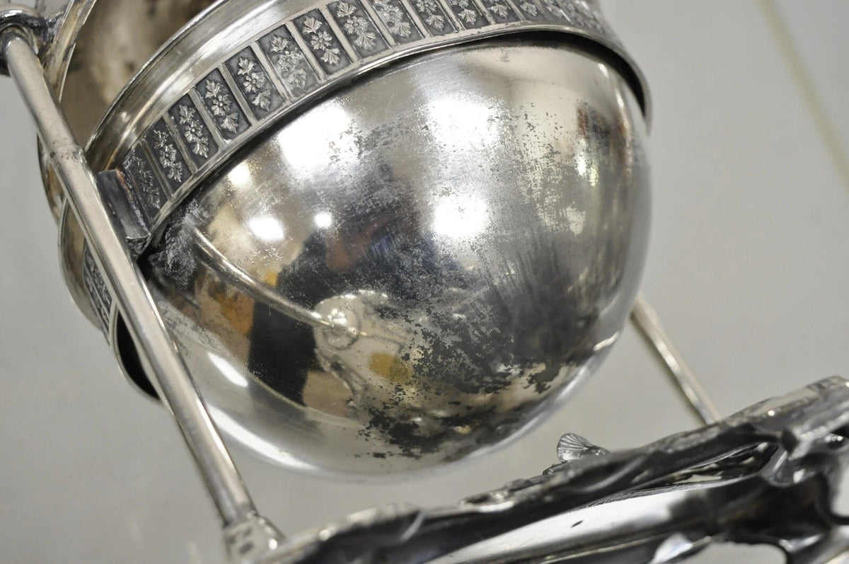 Antique Meriden Co Victorian Silver Plated Round Dome Covered Butler Butter Dish