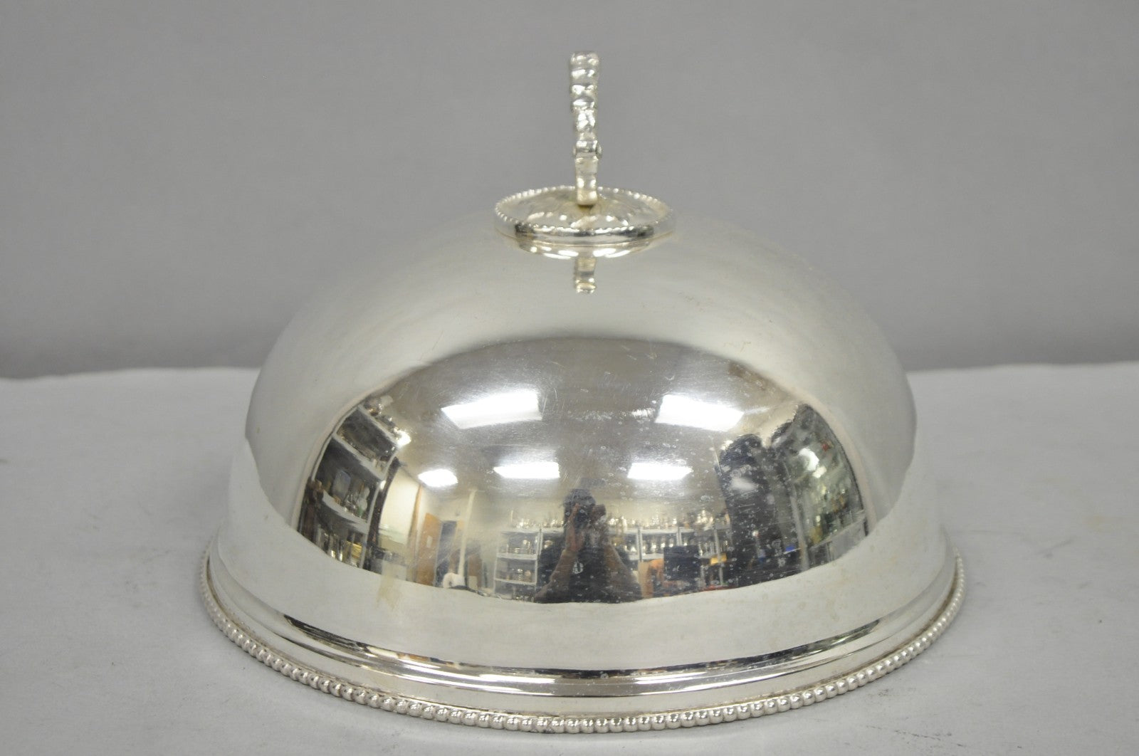 Vintage English Edwardian Style Silver Plated 10" Round Serving Dish Plate Cover