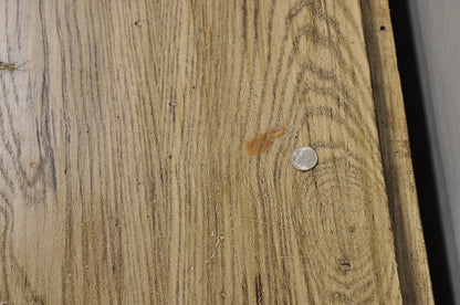 French Country Style Oval Drop Leaf Farmhouse Pine Woodgrain Dining Room Table