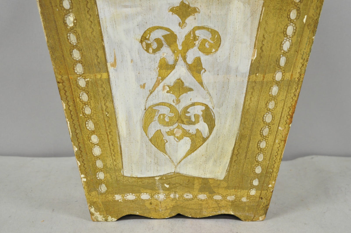 Vintage Italian Florentine Hollywood Regency Gilt Giltwood Wastebasket Trash Can