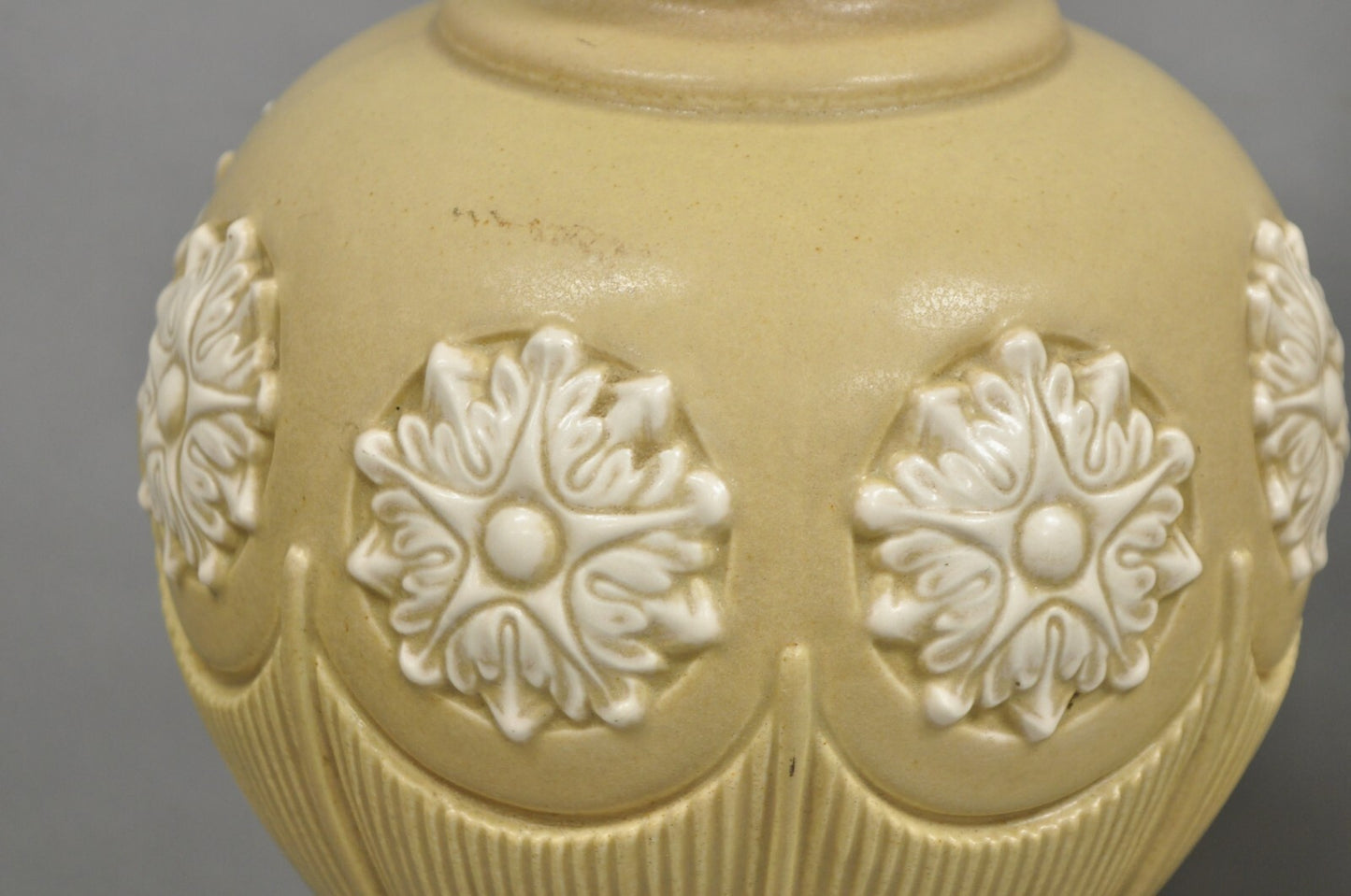 Vintage Hollywood Regency Beige Bulbous Ceramic Snowflake Table Lamps - a Pair