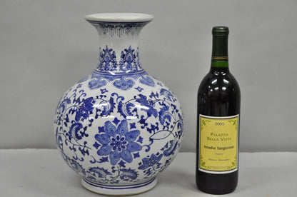Decorator Chinoiserie Chinese Blue & Gray Porcelain 12" Bulbous Flower Vase