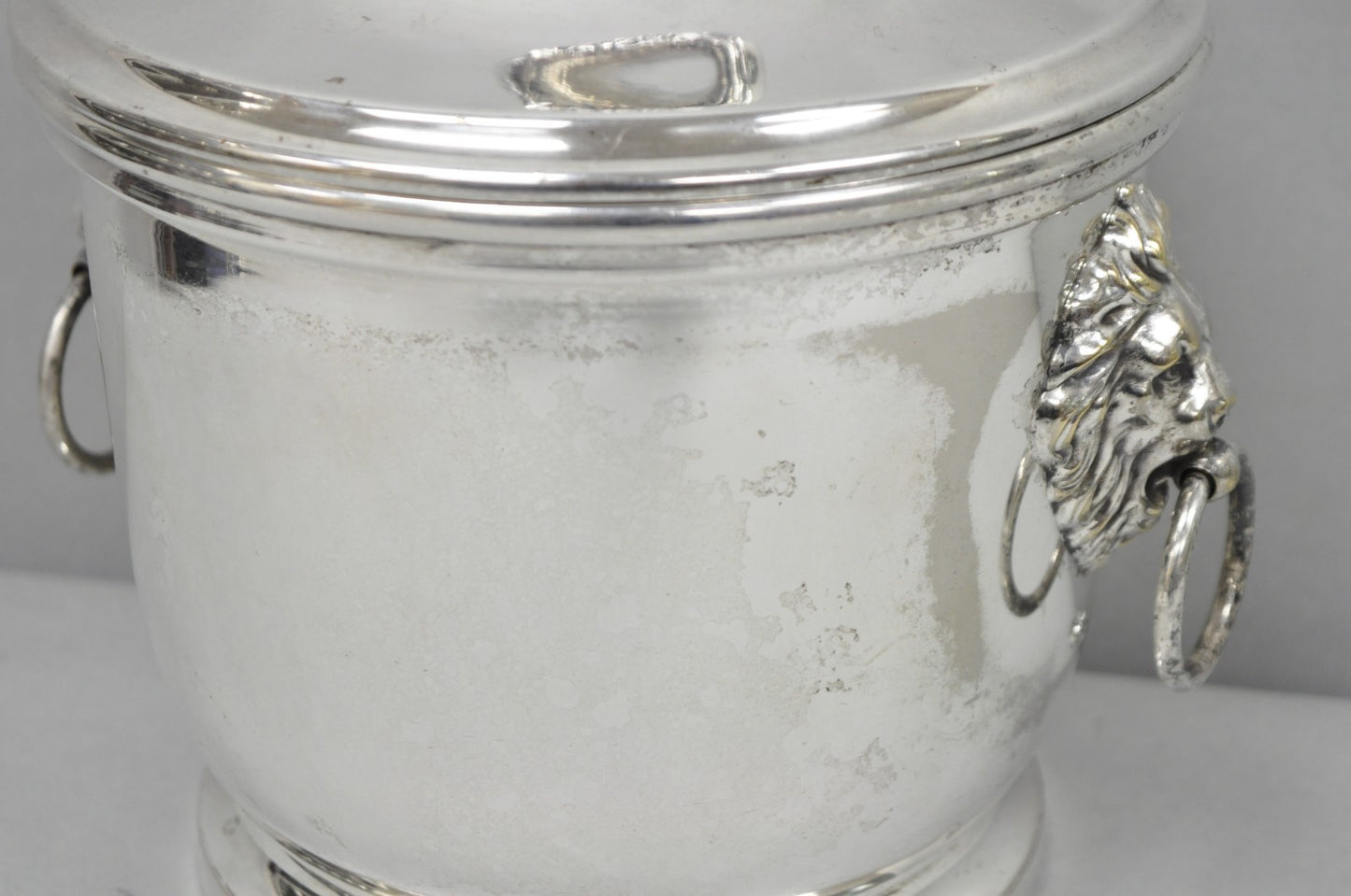Vintage English Regency Winthrop Silver Plated Lion Handle Covered Ice Bucket