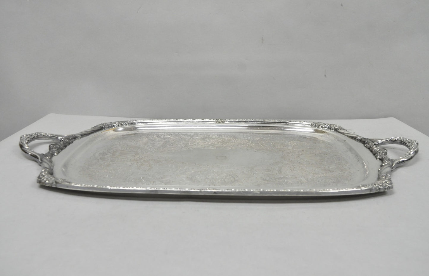 Vintage 1847 Rogers Bros Heritage 9492 Large Silver Plated Serving Platter Tray