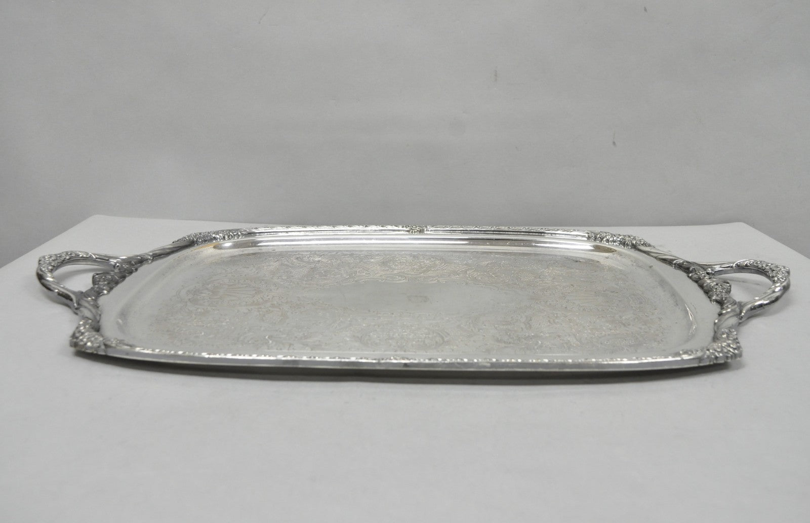 Vintage 1847 Rogers Bros Heritage 9492 Large Silver Plated Serving Platter Tray