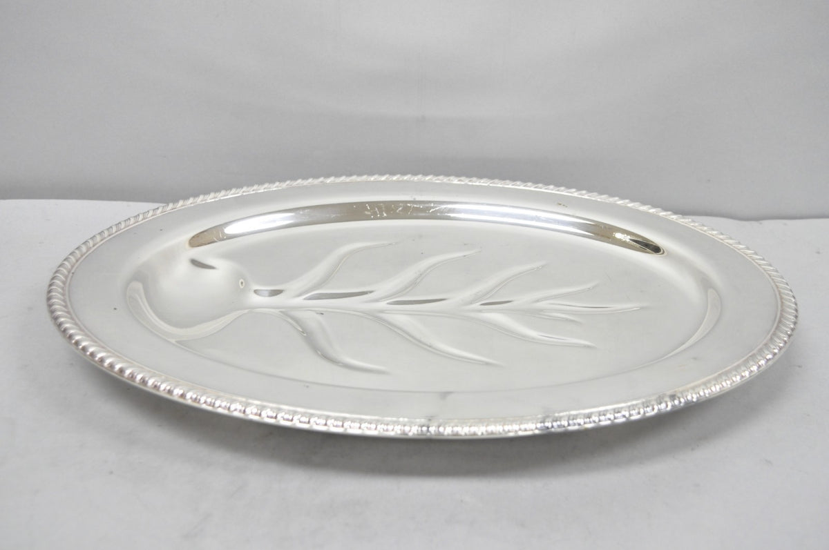 Vintage W.M. Rogers 810 Regency Silver Plated Oval Meat Cutlery Serving Platter