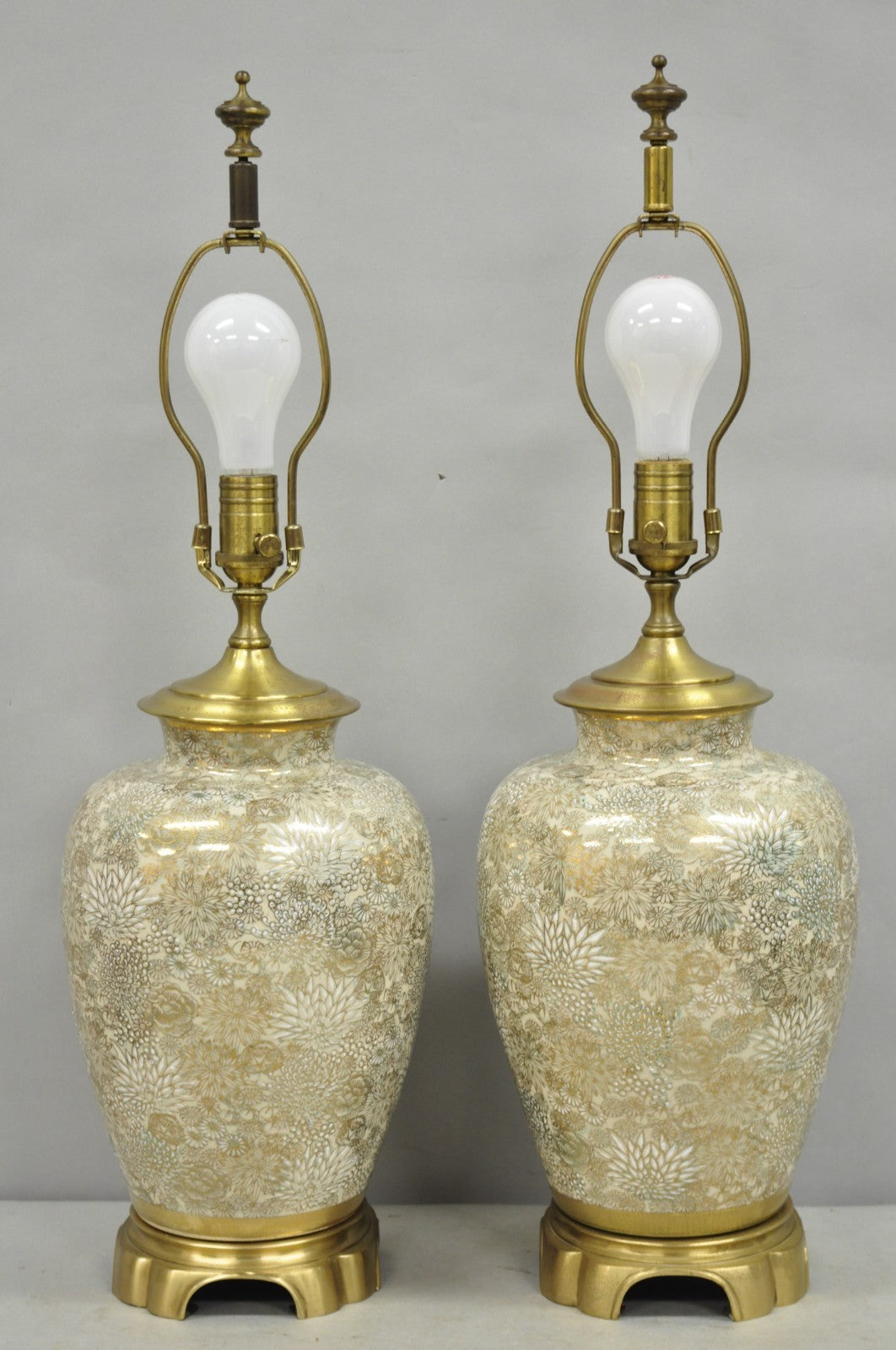 Vintage Chinoiserie Gold Porcelain Jardiniere Table Lamps by Wildwood - a Pair
