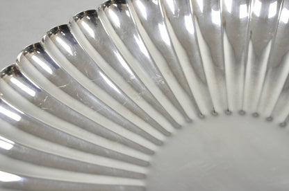 Reed & Barton 1853 Modern Silver Plated Scalloped 14" Round Dish Serving Platter