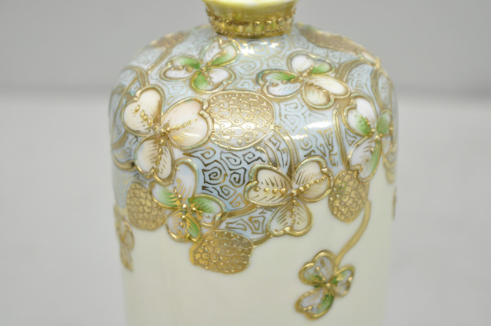 Antique Nippon Art Nouveau Hand Painted Gold Gilt Porcelain Small Cylinder Vase