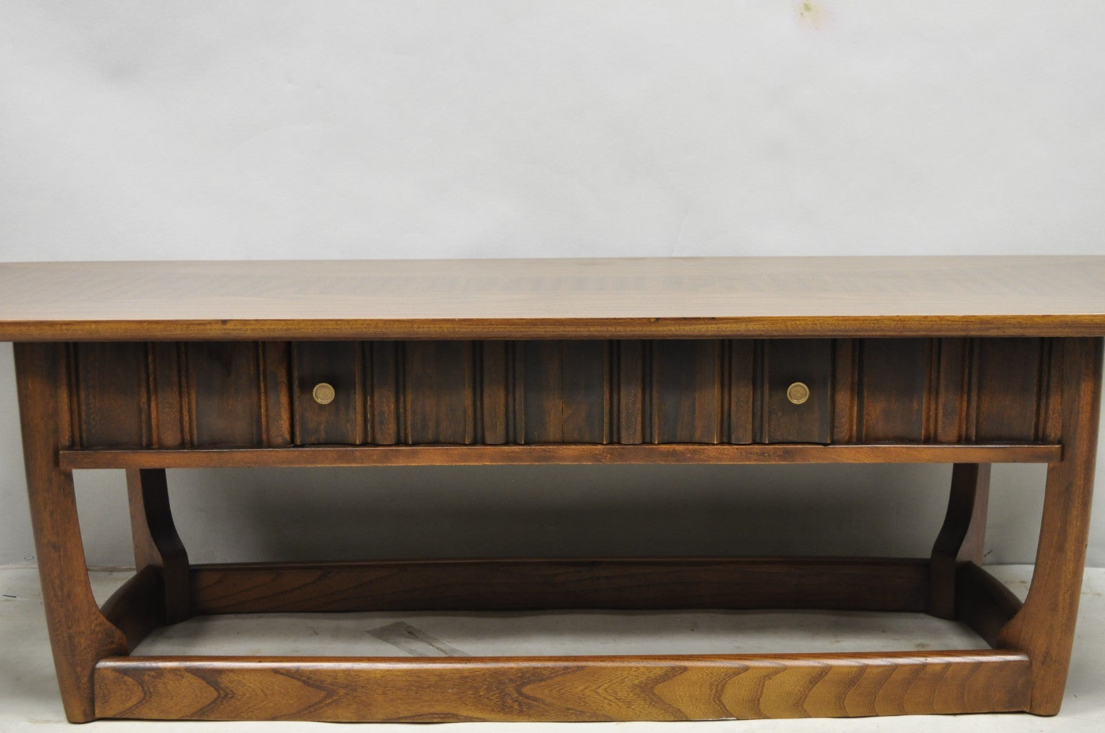 Vintage Mid Century Modern Sculpted Walnut & Laminate Coffee End Table Set 3 Pc