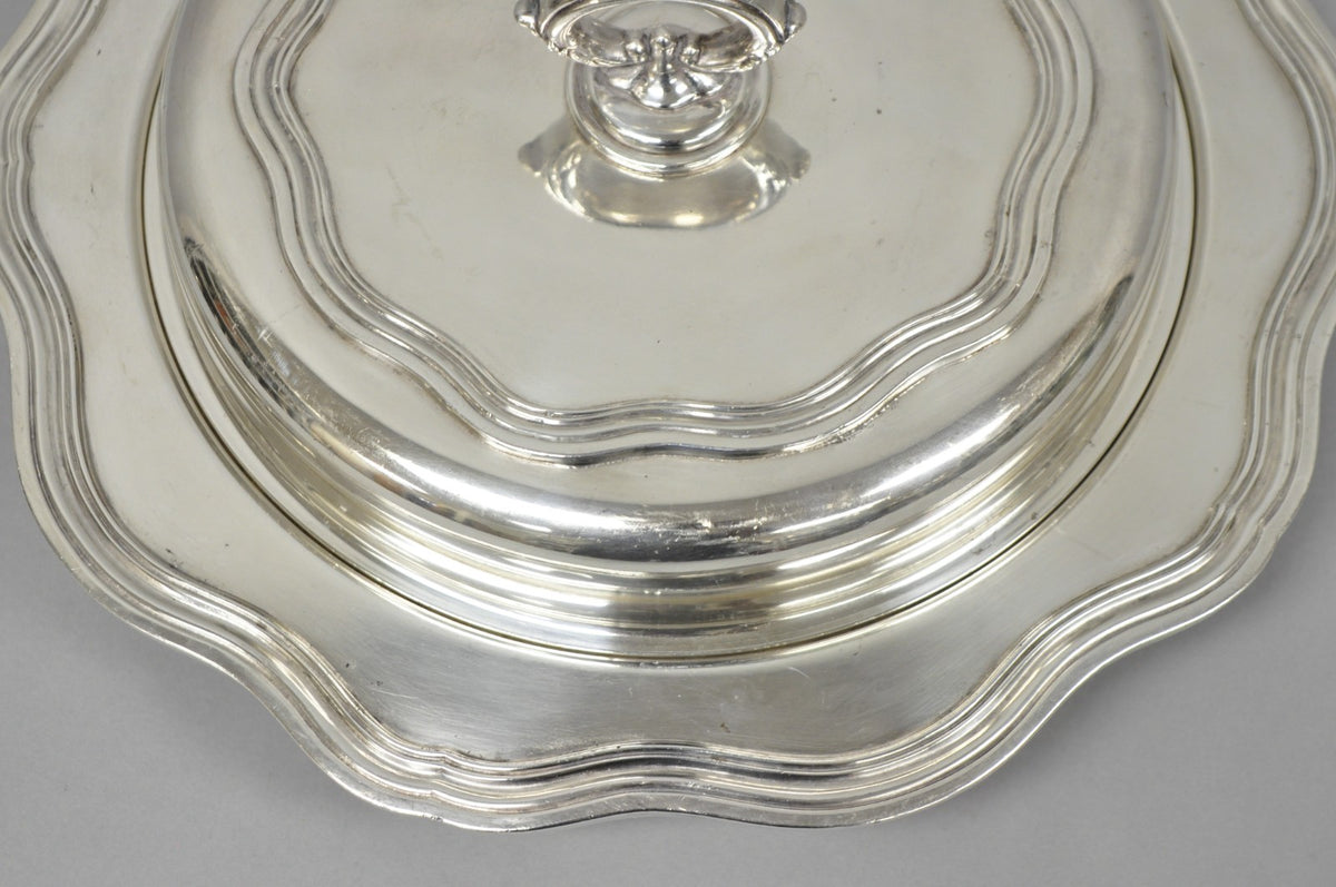 Vintage Sheffield Round Scalloped Silver Plated Covered Divided Serving Dish