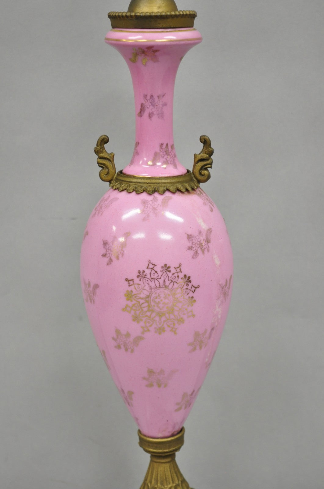 Antique French Victorian Pink Paris Porcelain Petite Urn Figural Table Lamp