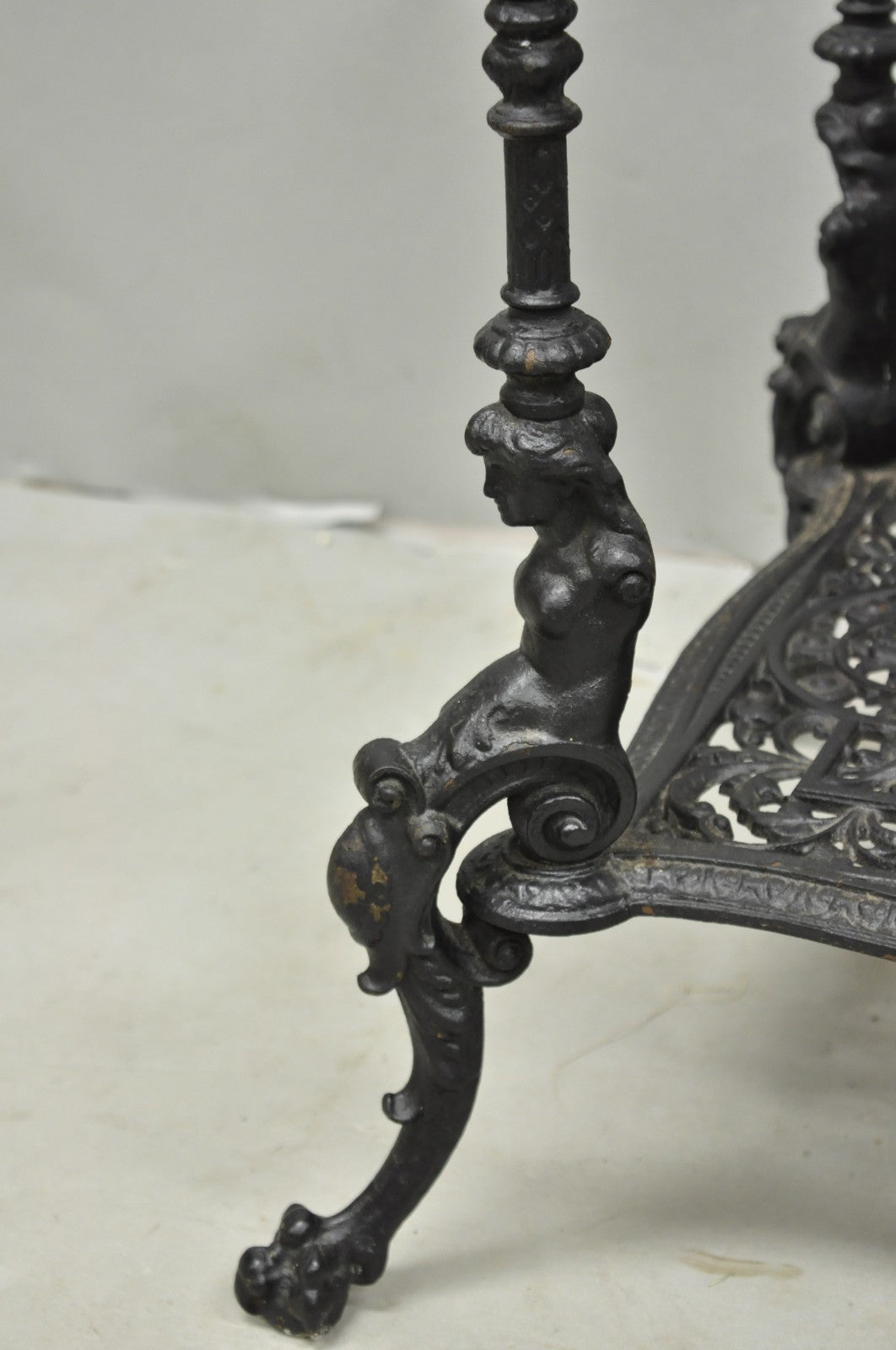 Antique French Renaissance Victorian Cast Iron Figural 3 Tier Plant Stand Table