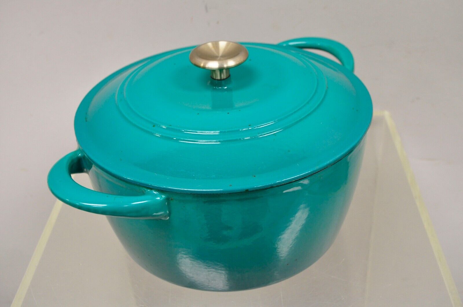 Green Cast Iron Dutch Oven 6.5 Qt 6.2 L Pot with Lid