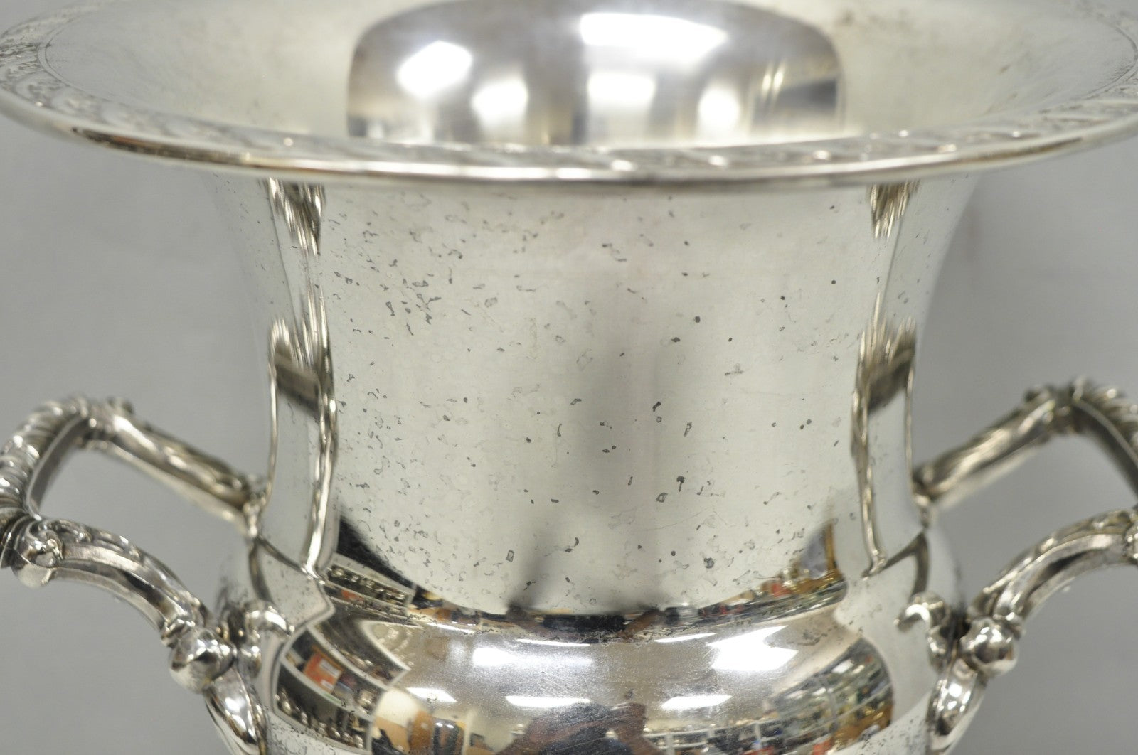 Vintage WM Rogers "Spring Flower" Silver Plated Champagne Chiller Bar Ice Bucket