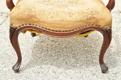 Vintage French Victorian Style Carved Mahogany Frame Lounge Parlor Arm Chair