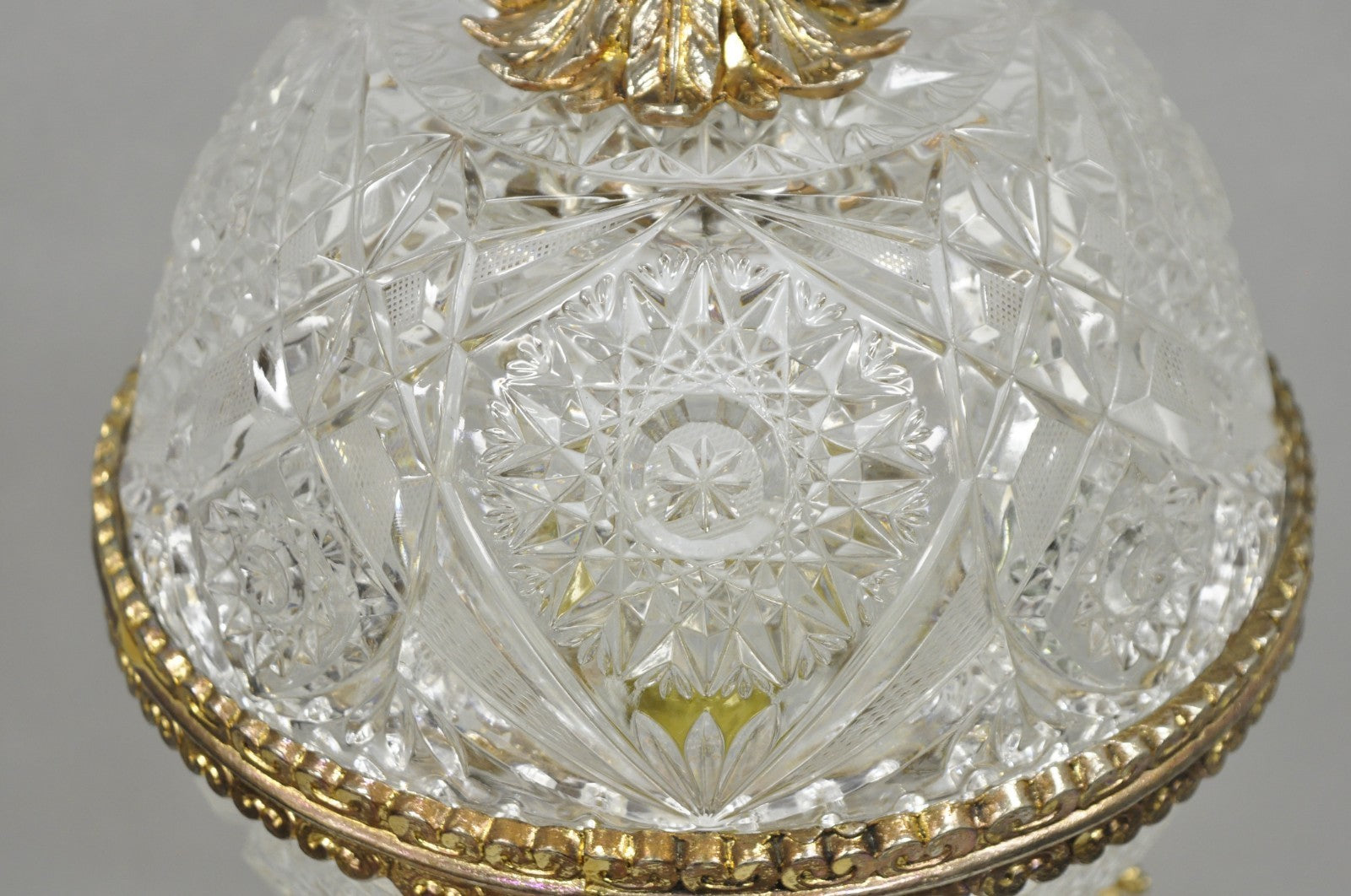 Vintage French Hollywood Regency Gold Cherub Crystal Glass Globe Table Lamp