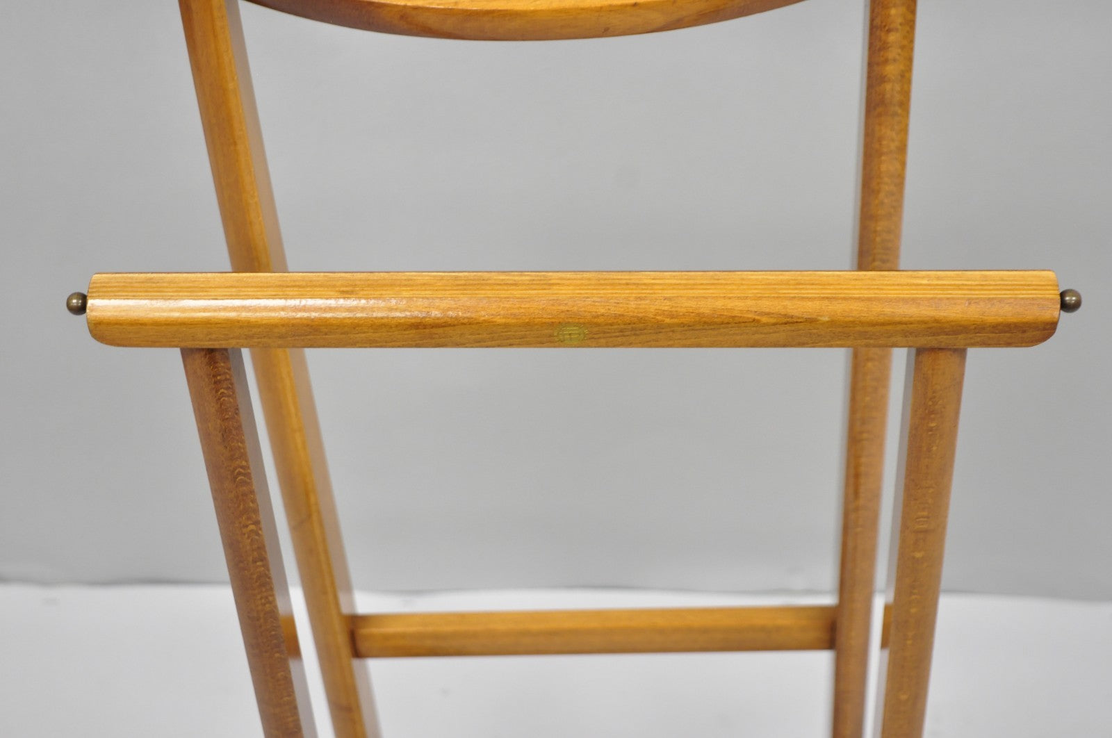 Vintage Fratelli Reguitti Italian Beech Wood 2 Tier Gentleman's Clothing Valet