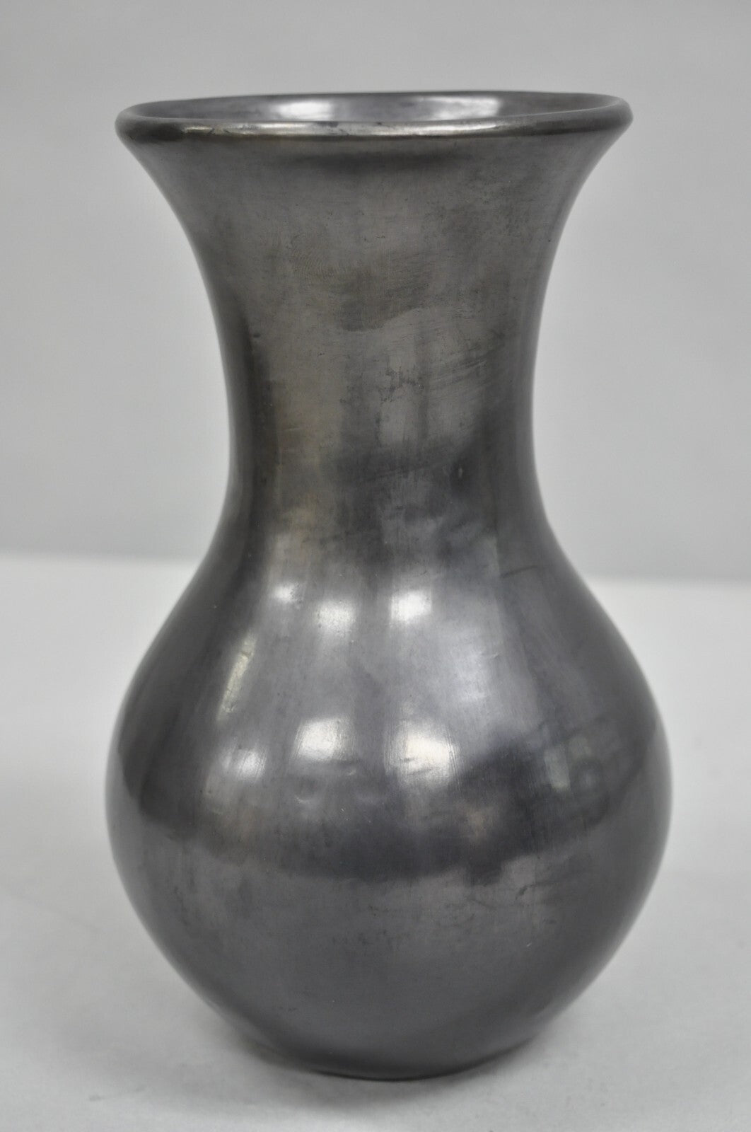 Dona Rosa Barro Negro Black Pottery 9" Bulbous Flower Vase Mid Century Modern
