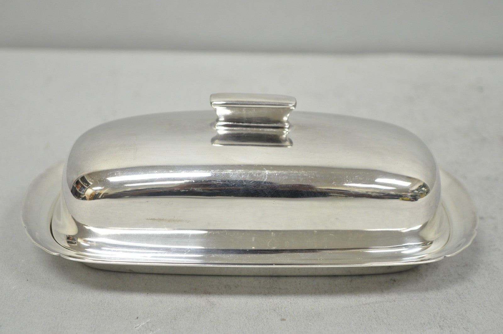 Vintage Reed & Barton Art Deco Mid Century Modern Silver Plated Butter Dish