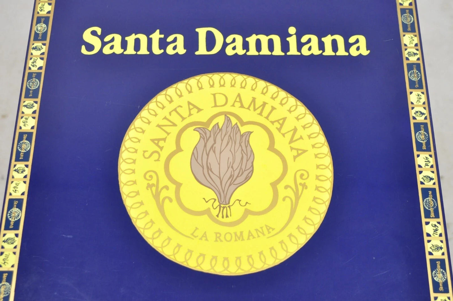 Santa Damiana La Romana Blue Lacquered Wood Cigar Humidor Box