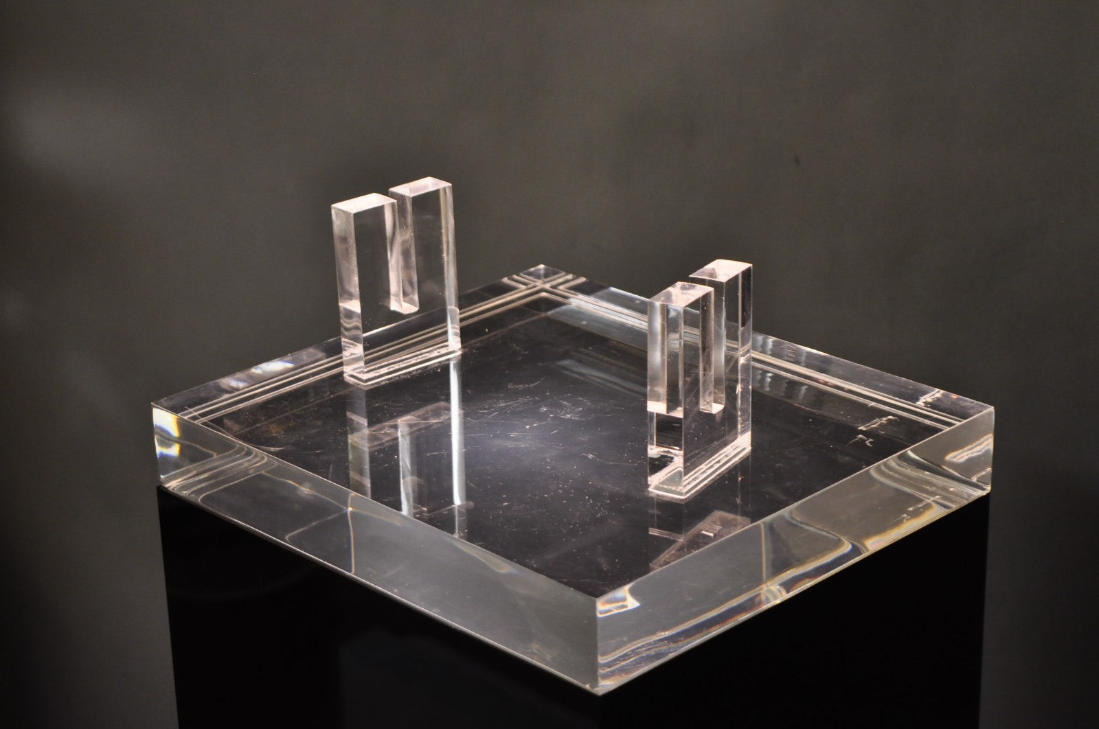 Vintage Mid Century Modern Clear Lucite & Black Acrylic Lighted Pedestal Stand