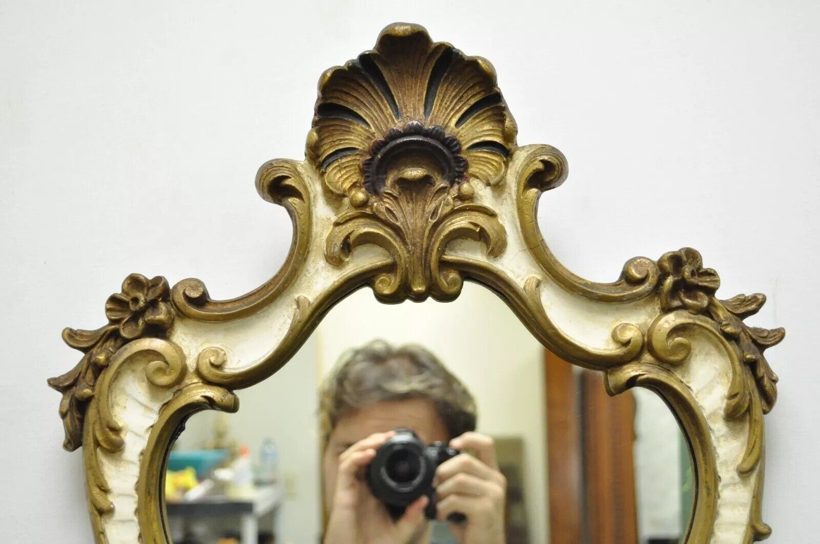 Vintage Italian Rococo Style Gold Giltwood White Shell Carved Wall Mirror