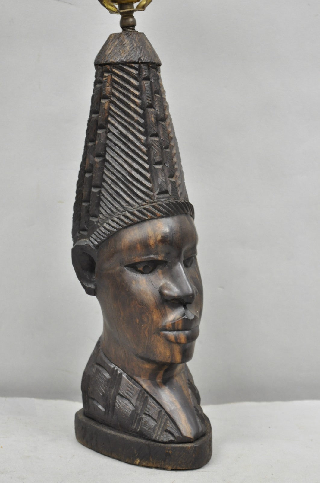 Vintage African Primitive Carved Ebony Wood Benin Bust Head Sculpture Table Lamp