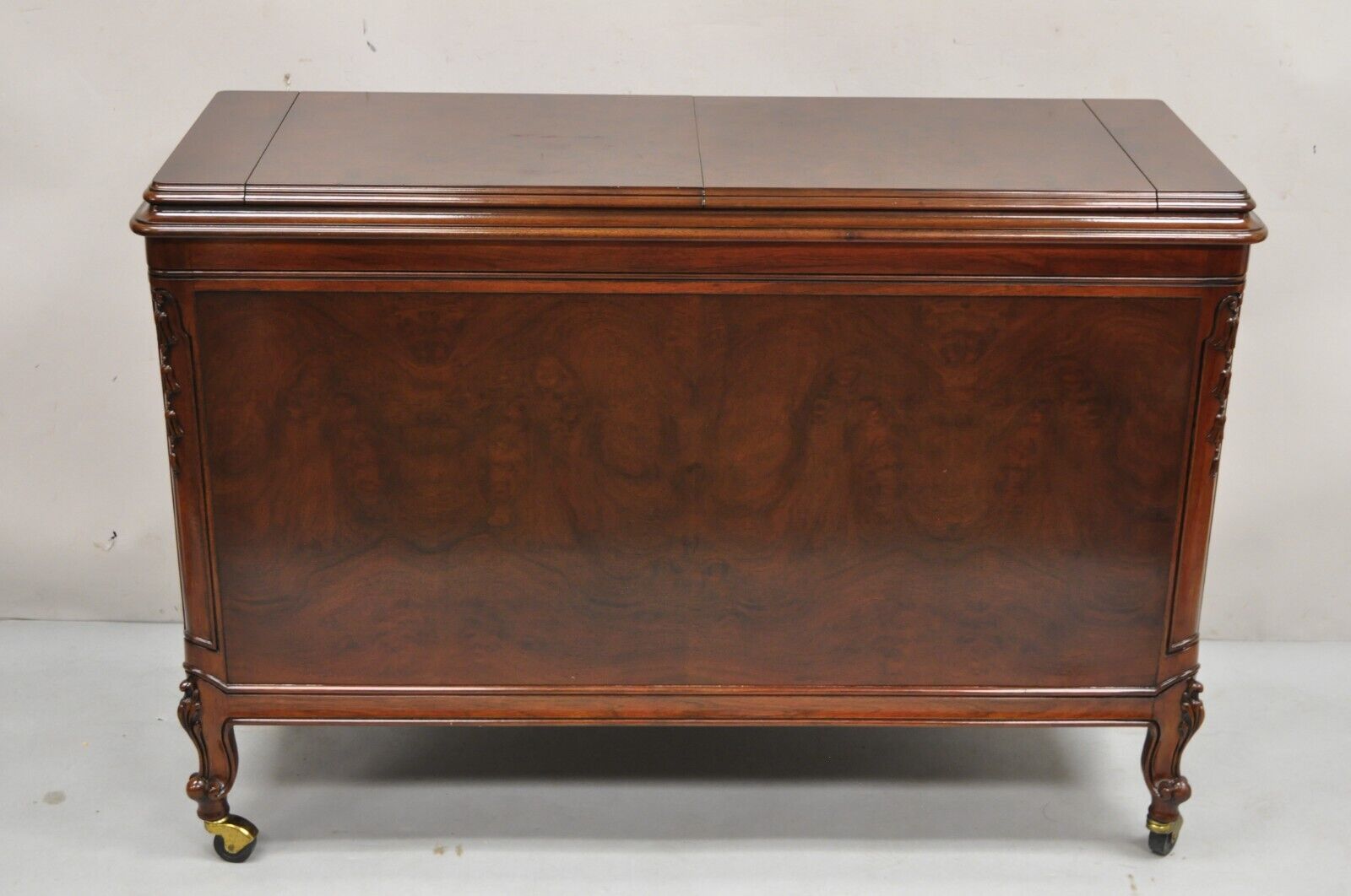 Karges French Louis XV Style Carved Mahogany Wood Dry Bar Rolling Buffet Cabinet