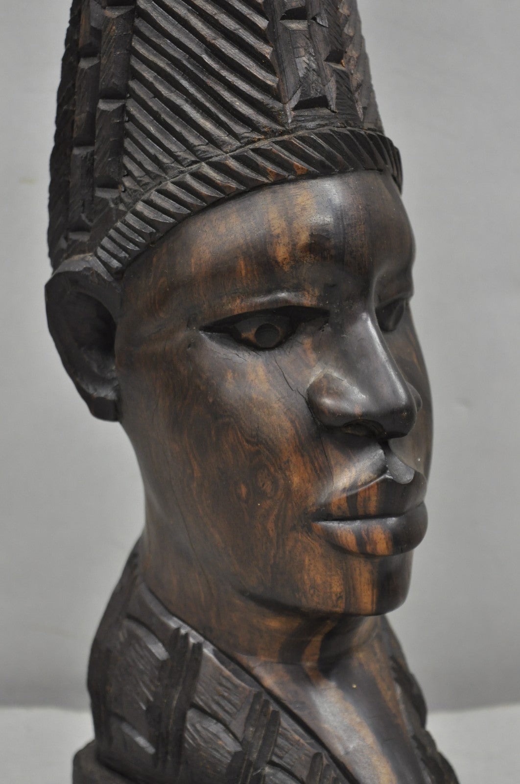 Vintage African Primitive Carved Ebony Wood Benin Bust Head Sculpture Table Lamp