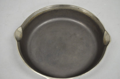Vintage Griswold "Erie" 701 Cast Iron Skillet Frying Pan 7