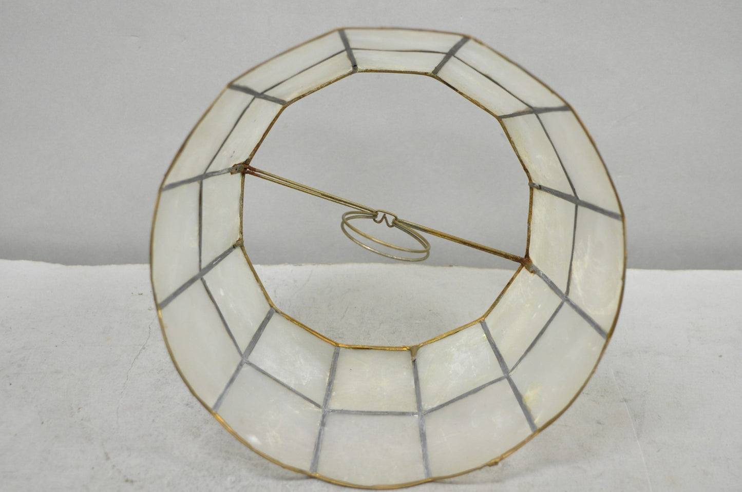 Vintage Italian Hollywood Regency Capiz Shell Gold 8.5" Round Clip On Lamp Shade