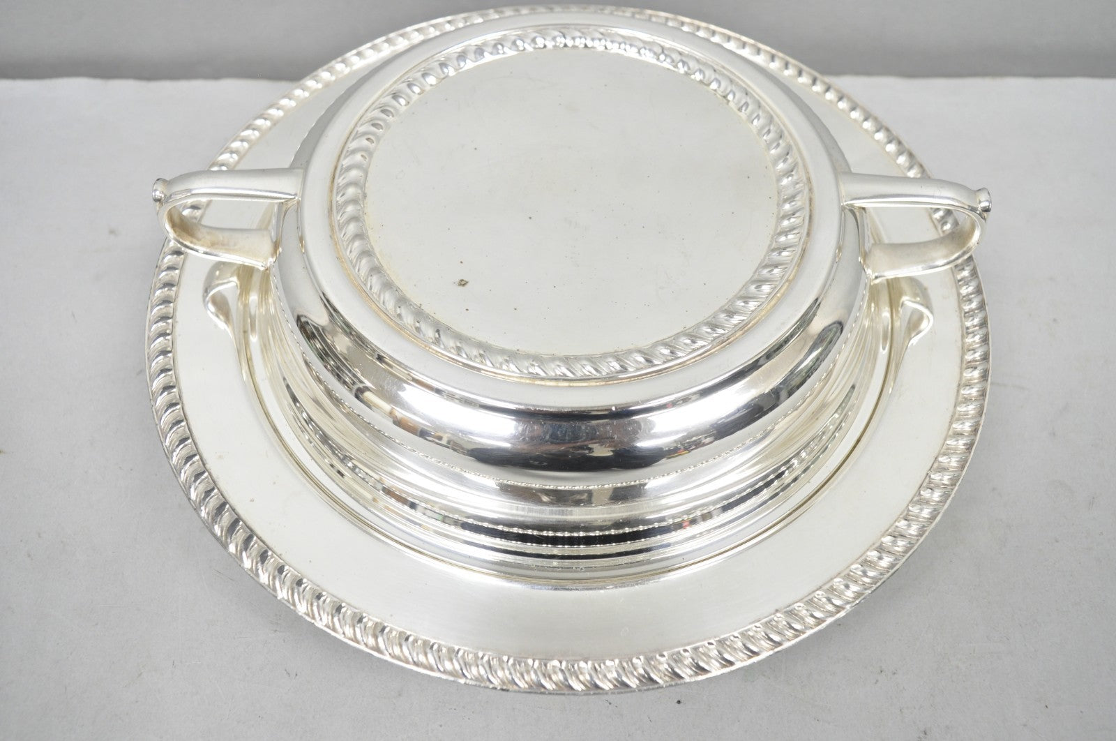Vintage English Regency Style Round Covered Silver Plated Serving Dish w/Divider