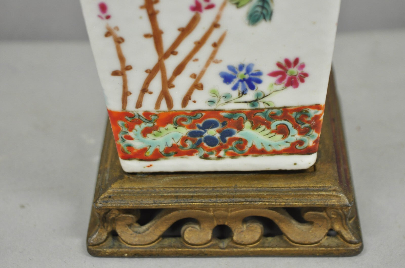Antique Chinese Porcelain Orange Hand Painted Flower Small Boudoir Table Lamp