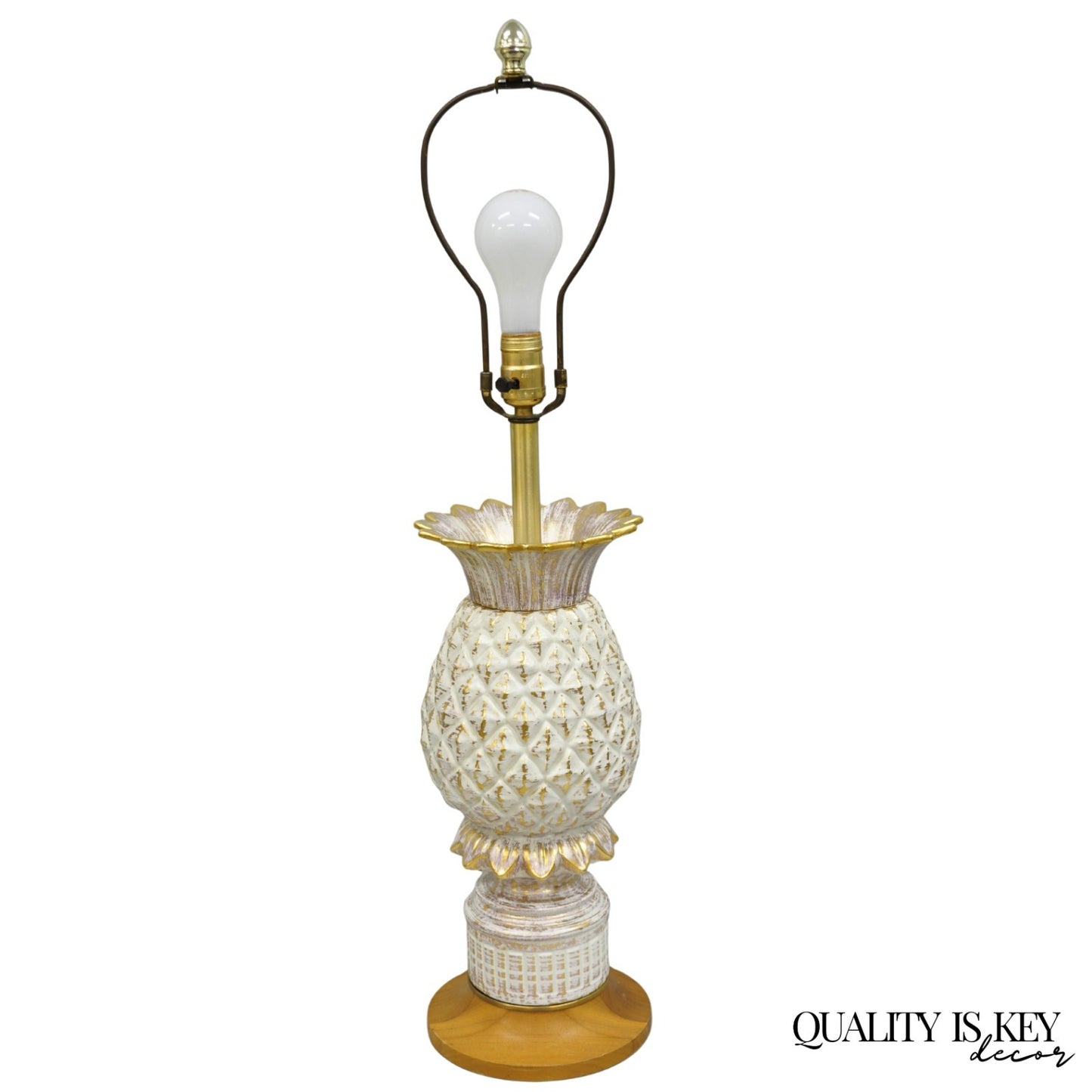Vintage Italian Hollywood Regency White Porcelain Ceramic Pinneaple Table Lamp