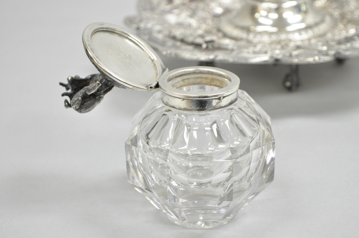 Antique English Victorian Stag Mounted Crystal Glass Inkwell Silver Plated Tray
